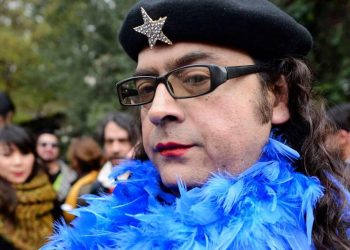 Entrevista a Víctor Hugo Robles: La voz incansable de la comunidad LGBTQ+