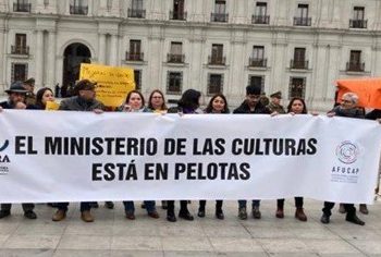 Crisis cultural en Chile: Cuando el abandono se hace costumbre