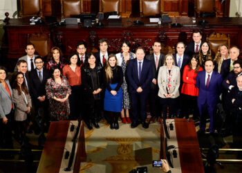 Desacuerdo en la Comisión Experta sobre el articulo de la seguridad social