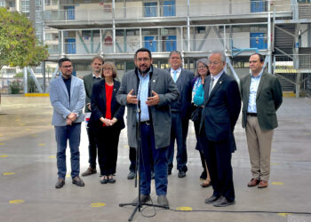 Ministro de educación: Nicolás Cataldo